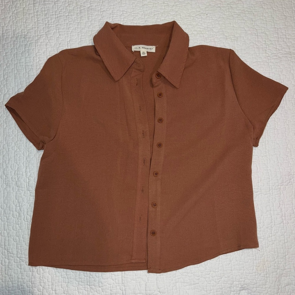 LA Hearts '90s Button Down Woven Top